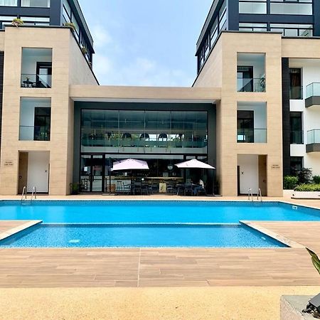 One Bedroom Apartment At A Embassy Gardens Cantonments Accra Esterno foto