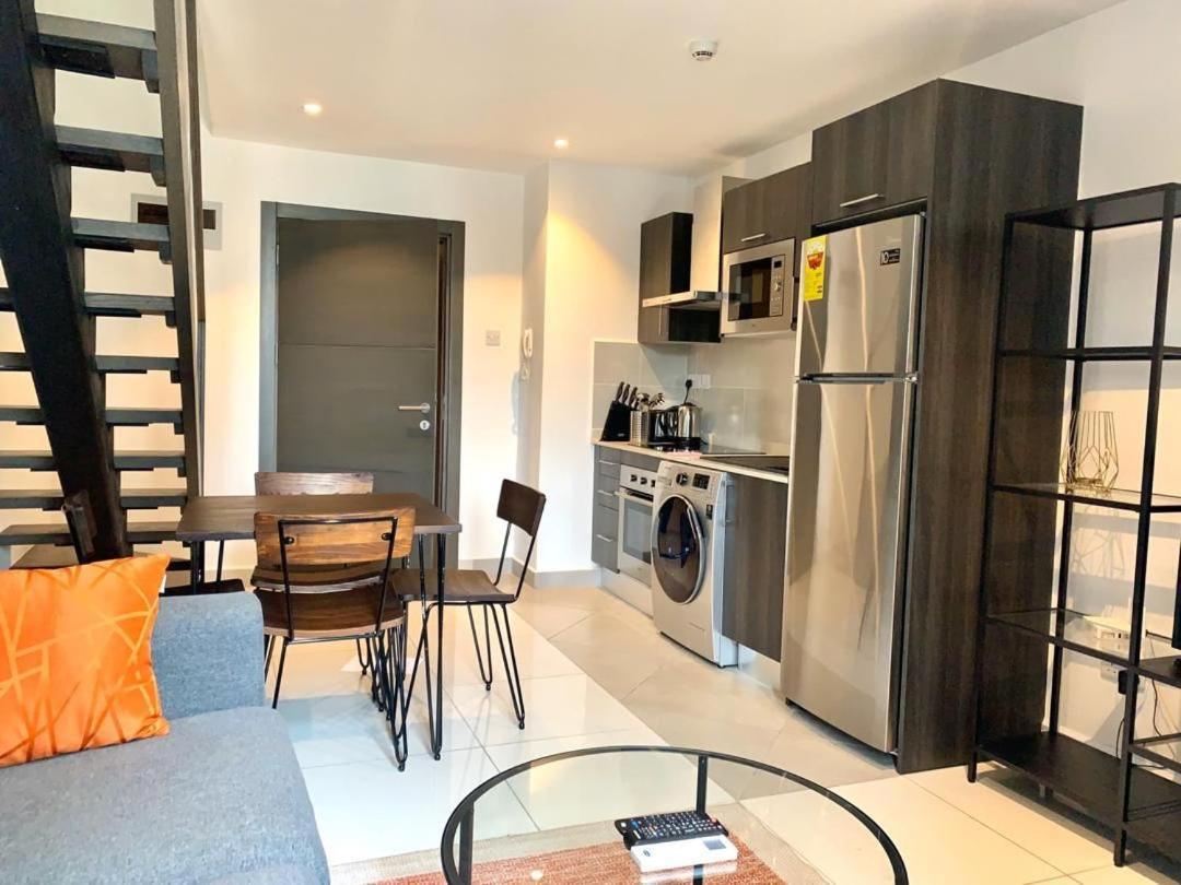 One Bedroom Apartment At A Embassy Gardens Cantonments Accra Esterno foto