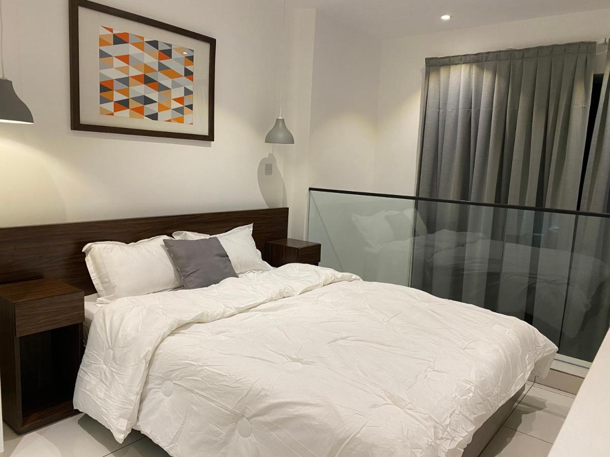 One Bedroom Apartment At A Embassy Gardens Cantonments Accra Esterno foto