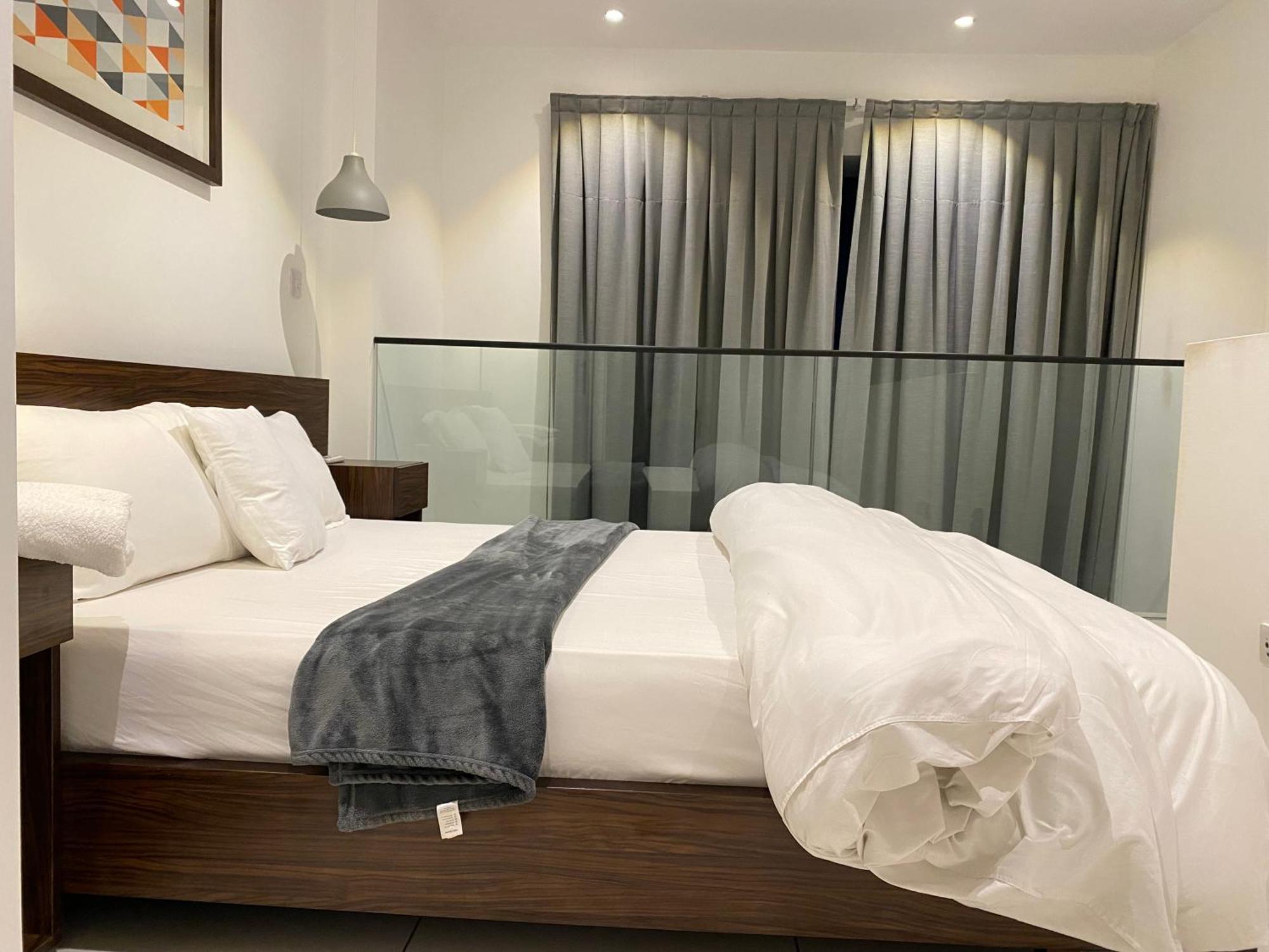 One Bedroom Apartment At A Embassy Gardens Cantonments Accra Esterno foto